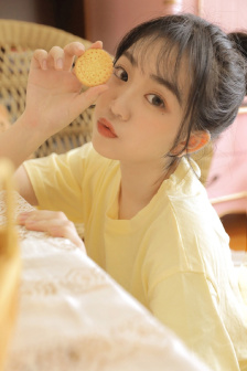 变成黑死辣妹后和朋友做了